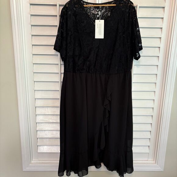 Bloomchic Black Lace Dress Size 18-20 - Picture 1 of 8